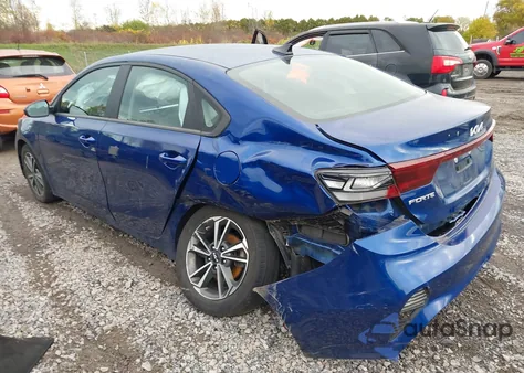 2023 Kia Forte Lxs из США, поврежденный, VIN 3KPF24AD2PE619570